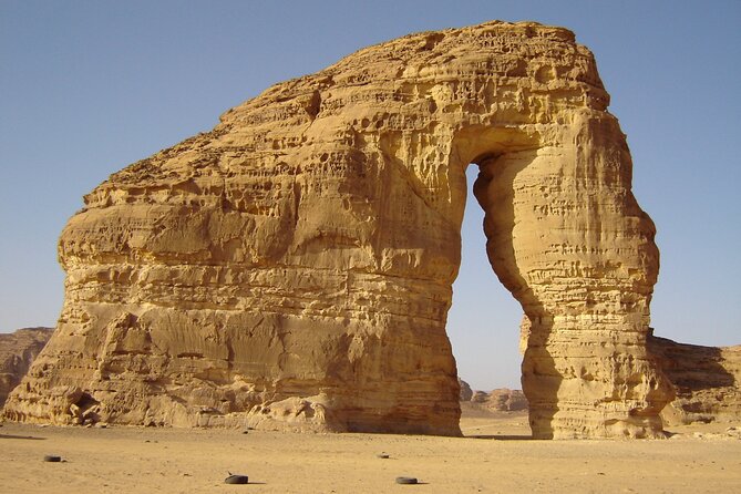 Elephant Rock Tour in AlUla