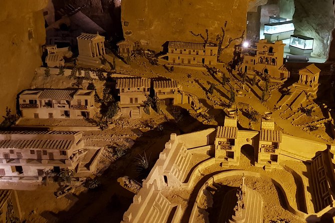 Etruscopolis: Once Were Etruscans
