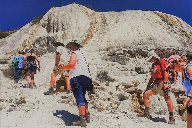 Exclusive Private Tour: Hierve El Agua With Hike, Mezcal & Gastronomy - Discover the Wonders of Hierve El Agua