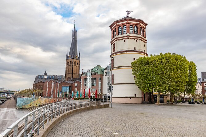 Explore Dusseldorf in 60 Minutes With a Local