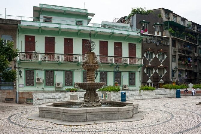 Faro Family Adventure Tour to Learn History and Hidden Gems