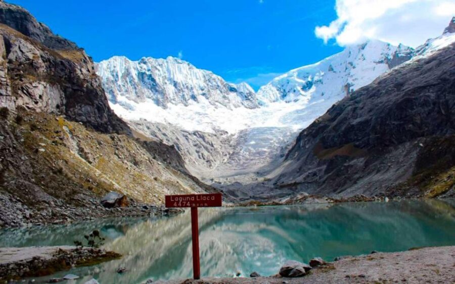 From Ancash: Walk to the Llaca Ravine and Lagoon |Full Day| - Activity Overview