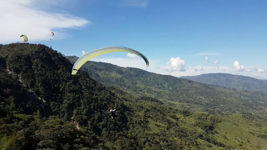 From Medellin: Private Paragliding Tour Over Waterfalls