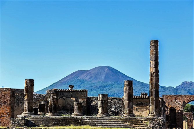 Full-Day Pompeii – Vesuvius – Winery Lunch Experience Private Tour