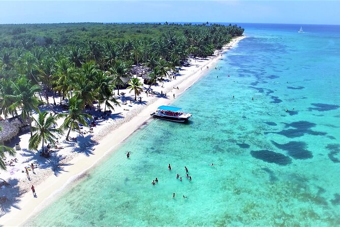Full-Day Private Punta Cana Saona Tour by Speedboat