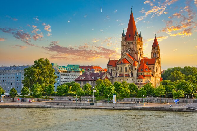Full Day Private Tour Vienna City Highlights - Tour Overview