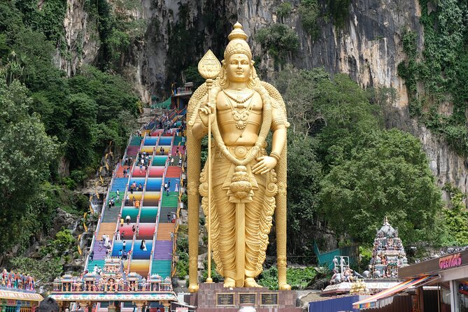 Full-Day Tour to Kuala Lumpur City With Food Tasting by Car