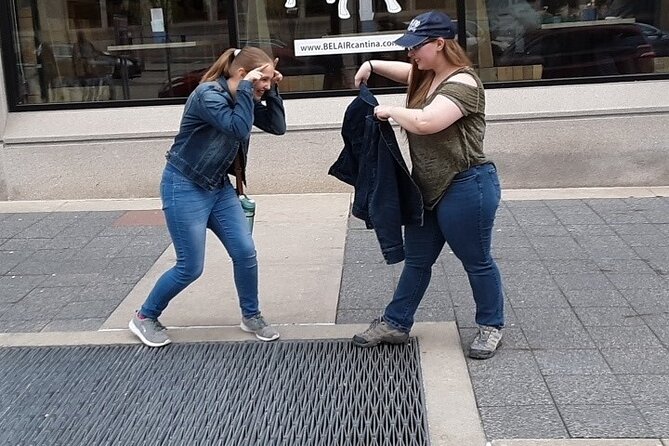 Fun City Scavenger Hunt in Charleston by Wacky Walks
