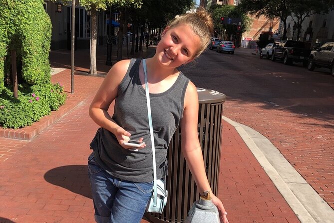 Fun City Scavenger Hunt in Sacramento by Wacky Walks - Activity Overview