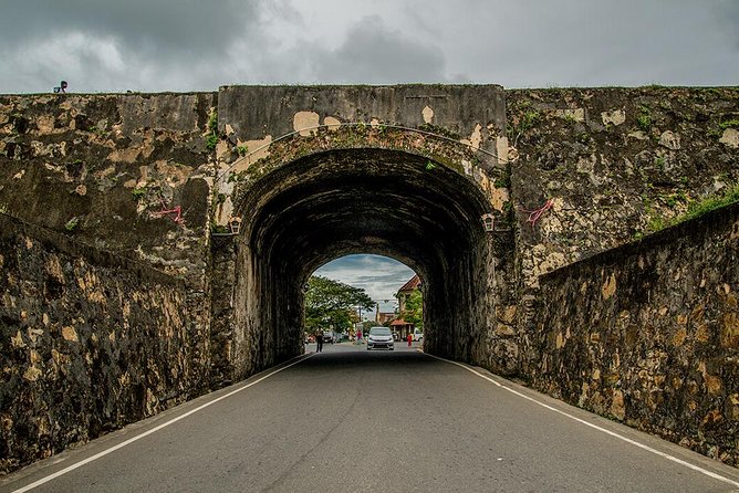 Galle Fort & Jungle Beach Day Trip From Colombo