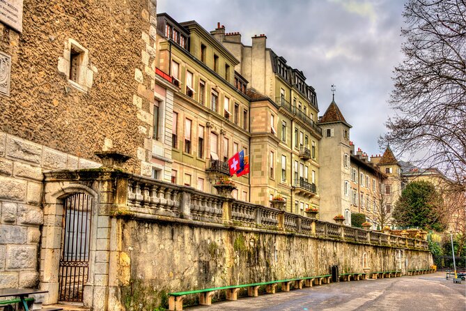 Geneva Scavenger Hunt and Highlights Self-Guided Tour