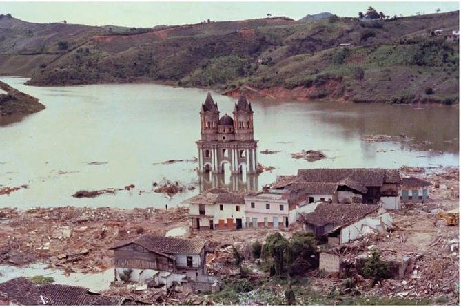 Guatape: Adventure, Color and Landscape