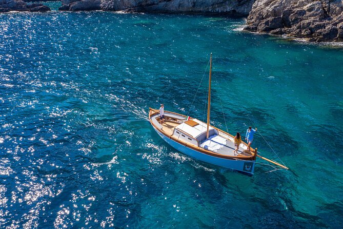 Half Day Private Cruise to Ieranto in Gozzo Hybrid