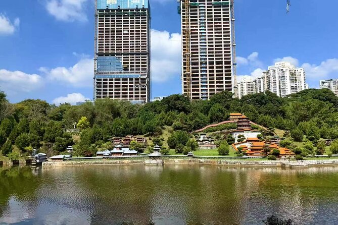Half Day Shenzhen Splendid China Folk Village Guided Tour