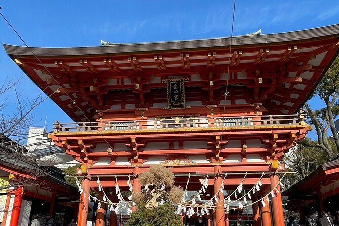 Half Day Tour to Satisfy Both Your Travel Spirit and Appetite