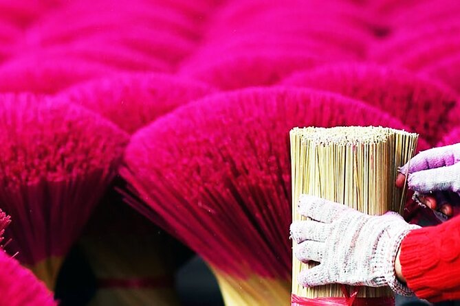 Hanoi Area Incense-Making Experience: Small Group With Meals