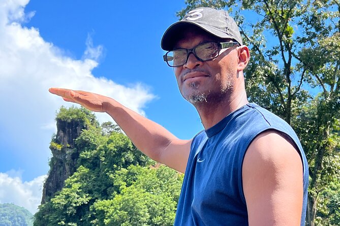 Hike to Gorilla Rock With Swimming at Questelles Beach - Tour Overview