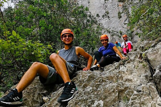 Hiking Climbing And Rappelling In The Eaglets Nest