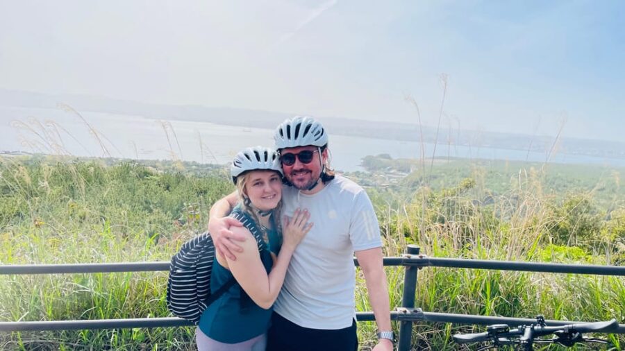 Historical Hill Climb E-bike Tour to Sakurajimas Peak