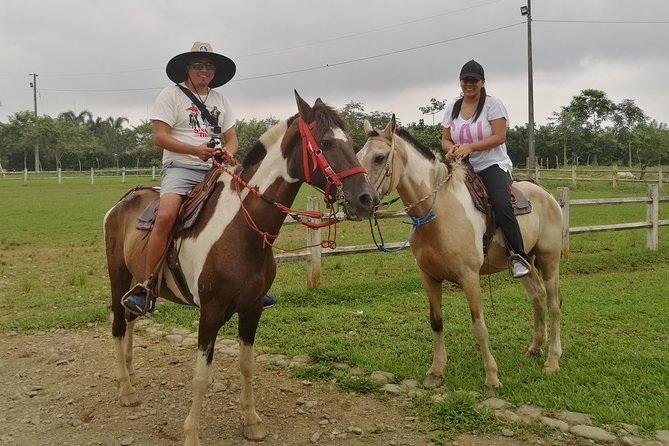 Horseback Riding and Shuar Community Near Guayaquil Private Trip