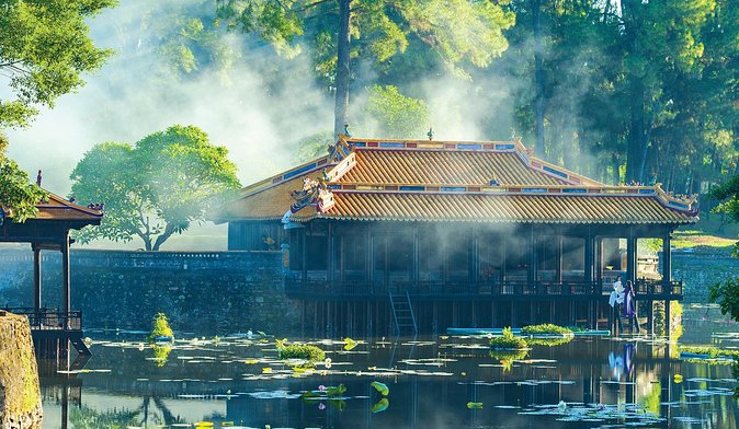 Hue Full Day Tour: Hue Citadel, Thien Mu Pagoda and Tomb of Khai Dinh - Inclusions