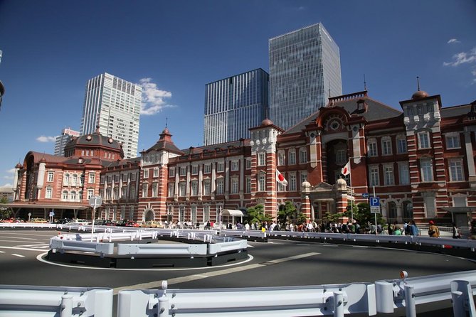 Japan Railway Station Shared Arrival Transfer : Tokyo Station to Tokyo City