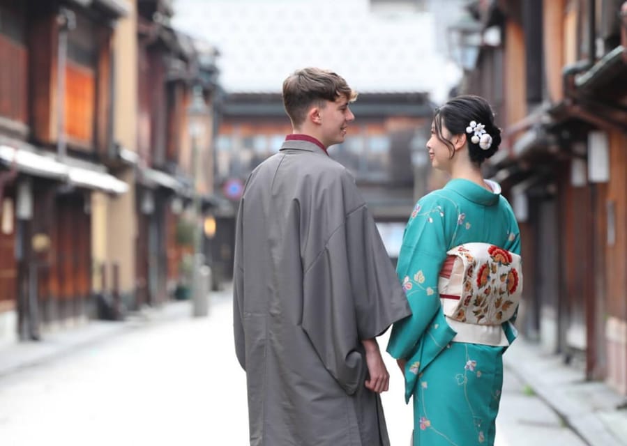 Kanazawa: Japanese Kimono Rental Near Higashi Chaya District