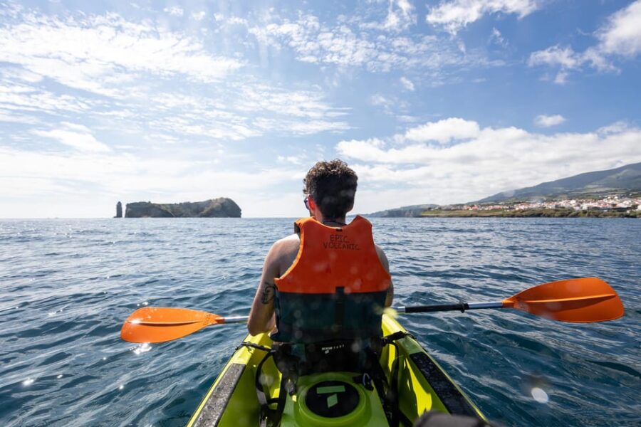 Kayak Guided Tour: Vila Franca Do Campo Islet