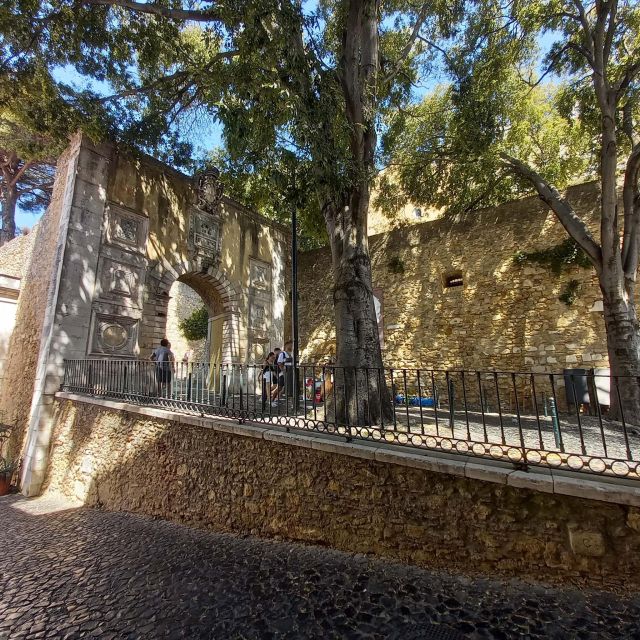 Lisbon: São Jorge Castle Skip-The-Line Entry With Audioguide - Ticket Pricing and Details