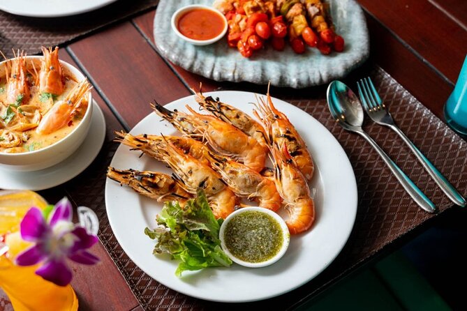 Luxury Candle Light Dinner In Wonderful Pearl Cruise, Bangkok