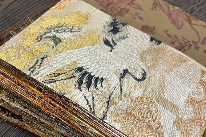 Make Your Own Original Card Case Using an Antique “Kimono Obi”