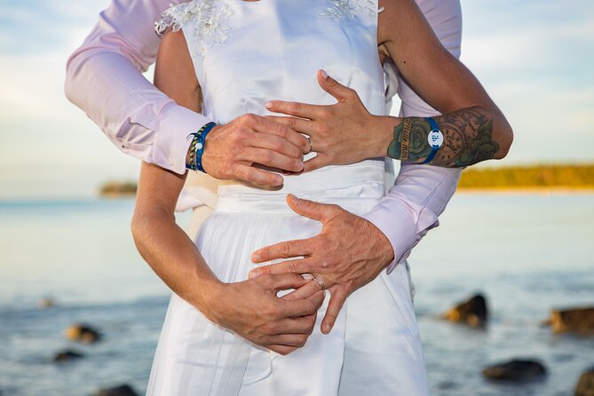 Mauritius: Photoshoot at Mont Choisy Beach With Pro Photographer