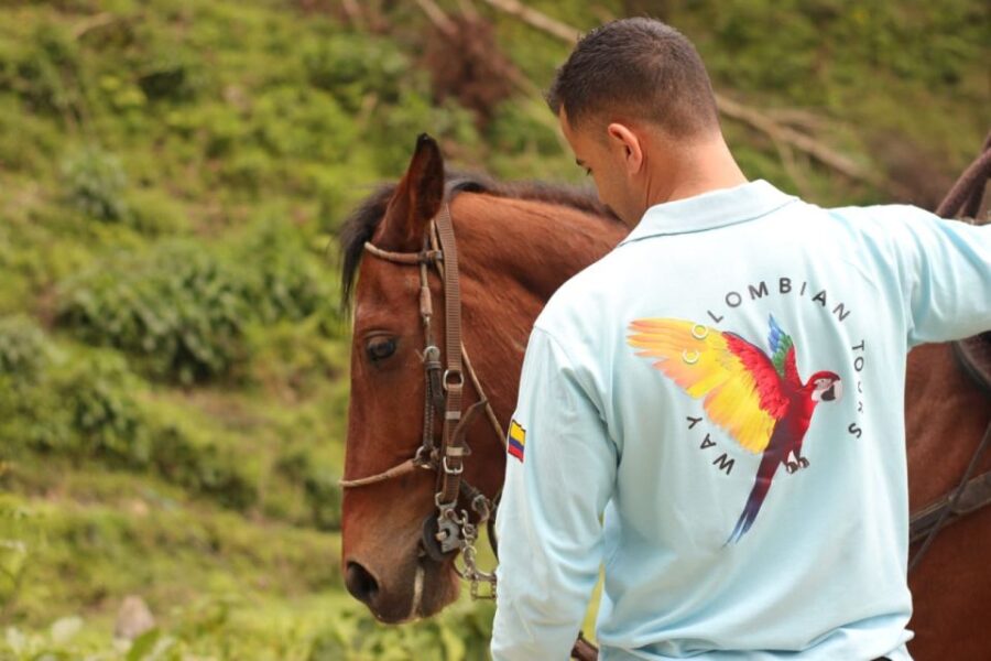 Medellin: Horseback Riding in the Medellin Mountains - Activity Overview