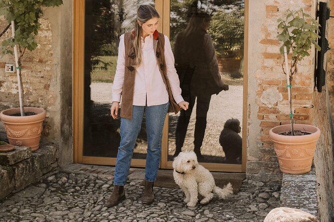 Montevecchio Isolani Wine Tasting Experience - Overview of the Wine Tasting Experience