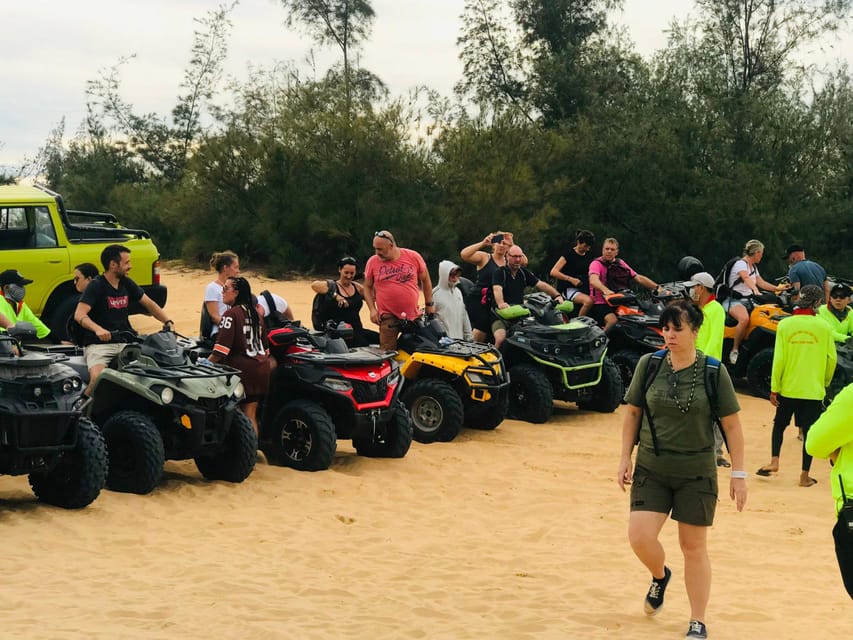 Mui Ne Group Tour: Sunrise or Sunset Sand Dunes by Jeep