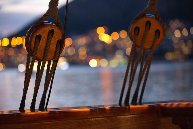 Night Transfer From Dubrovnik Old Port to New Port by Karaka Boat - Overview of the Experience