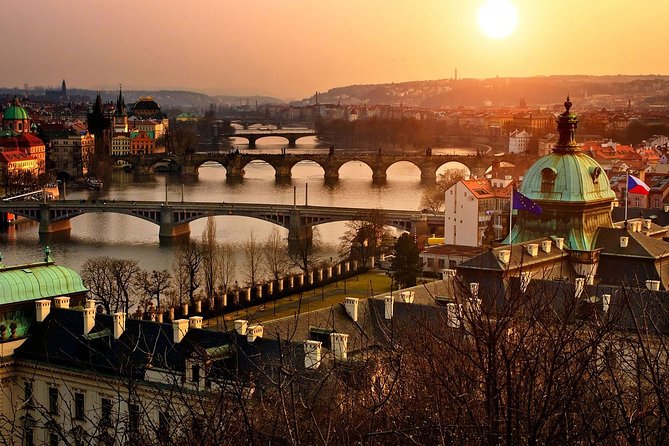 Nightlife of Prague (Fun, Food, Drinks & Party) – Private Tour With a Local