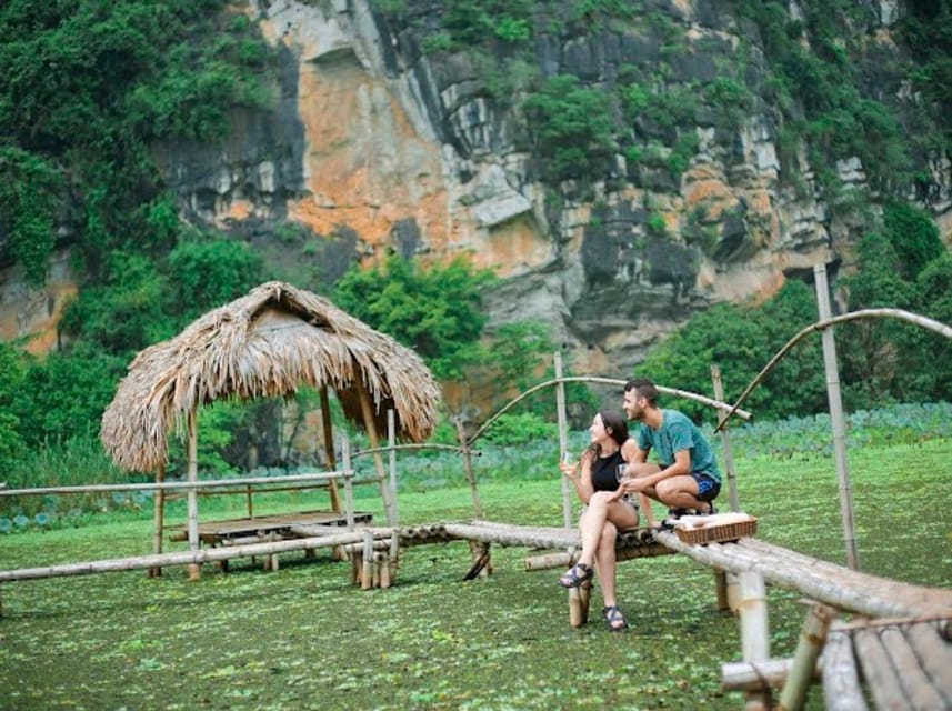 Ninh Binh Small Group Tour: Bai Dinh, Trang An, Mua Cave