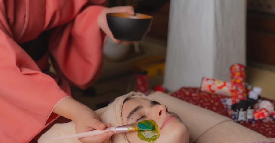 Osaka: Matcha Facial Pack & Head Spa at the Temple 