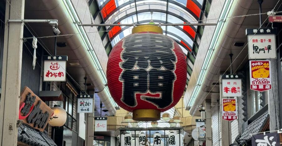 Osaka: Private Culinary Tour of Kuromon Market in 1 Hour