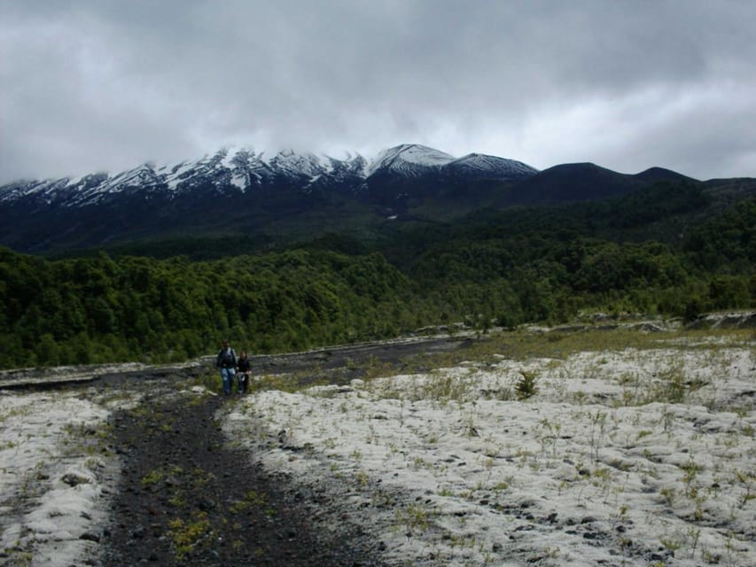 Osorno: Trekking Desolation Pass in Vicente Pérez Rosales