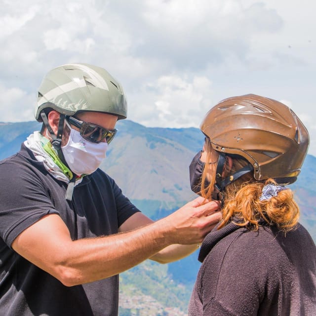 Paragliding in Medellin With Breakfast
