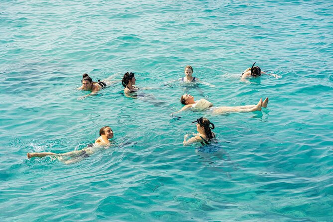 Party Boat in Punta Cana – Navigation, Snorkel and Party