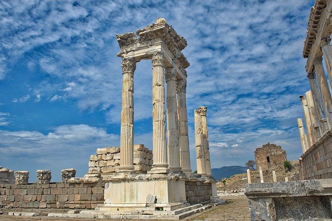 Pergamon Tour