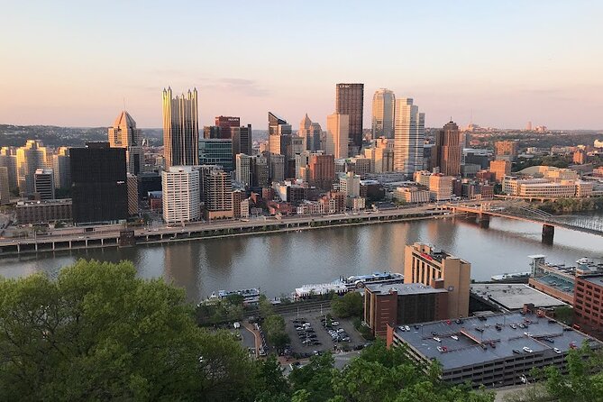 Pittsburgh Panorama: A Journey Through Iconic Landscapes