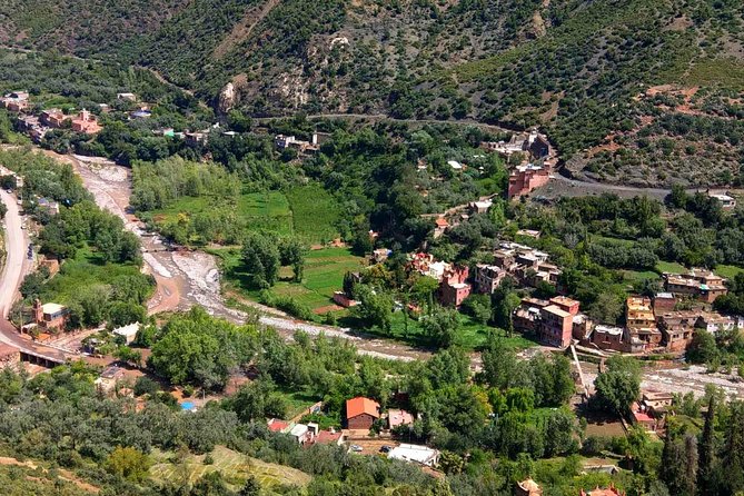 Private 3 Vallees Day Tour: Lunch With Berber Family in an Authentic Village