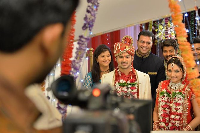 Private Bollywood With Mumbai Sightseeing - Itinerary Highlights