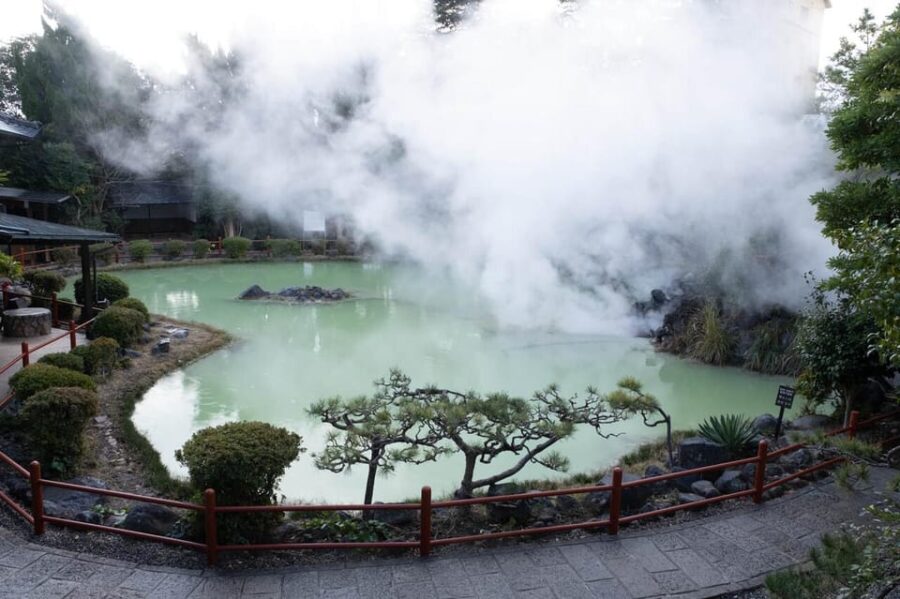 PRIVATE Day BUS Tour to KOKONOE & YUFUIN, BEPPU From Fukuoka
