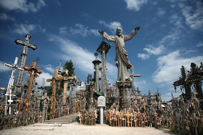 Private Day Trip to Anyksciai and the Hill of Crosses From Vilnius