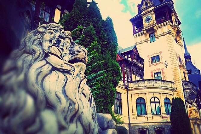 Private Day Trip to Peles and Bran From Bucharest